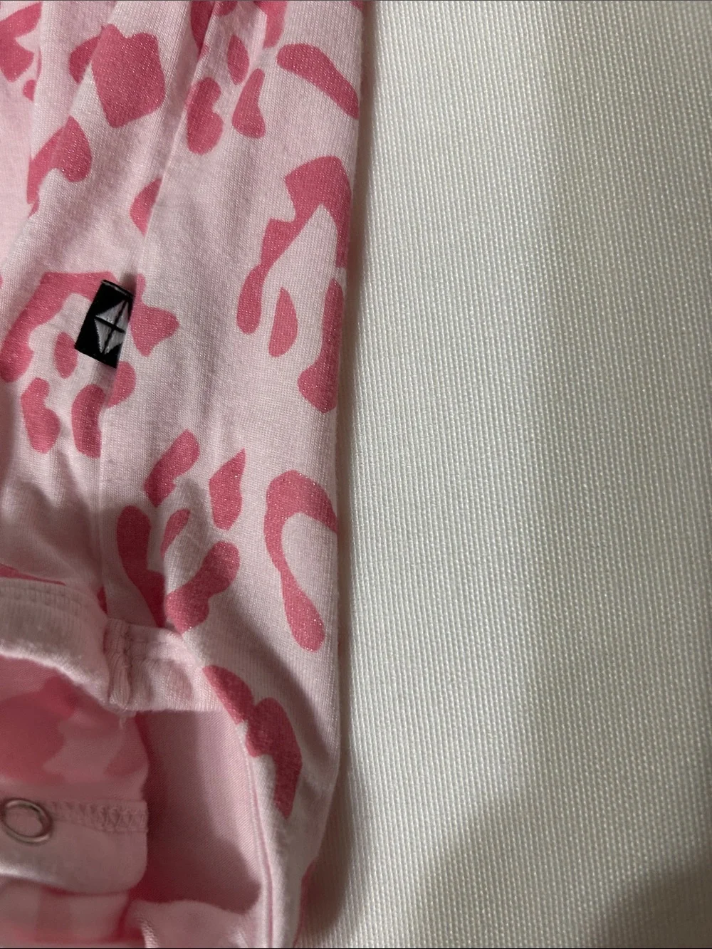 Kyte BABY animal print onsie. 0-3 mo